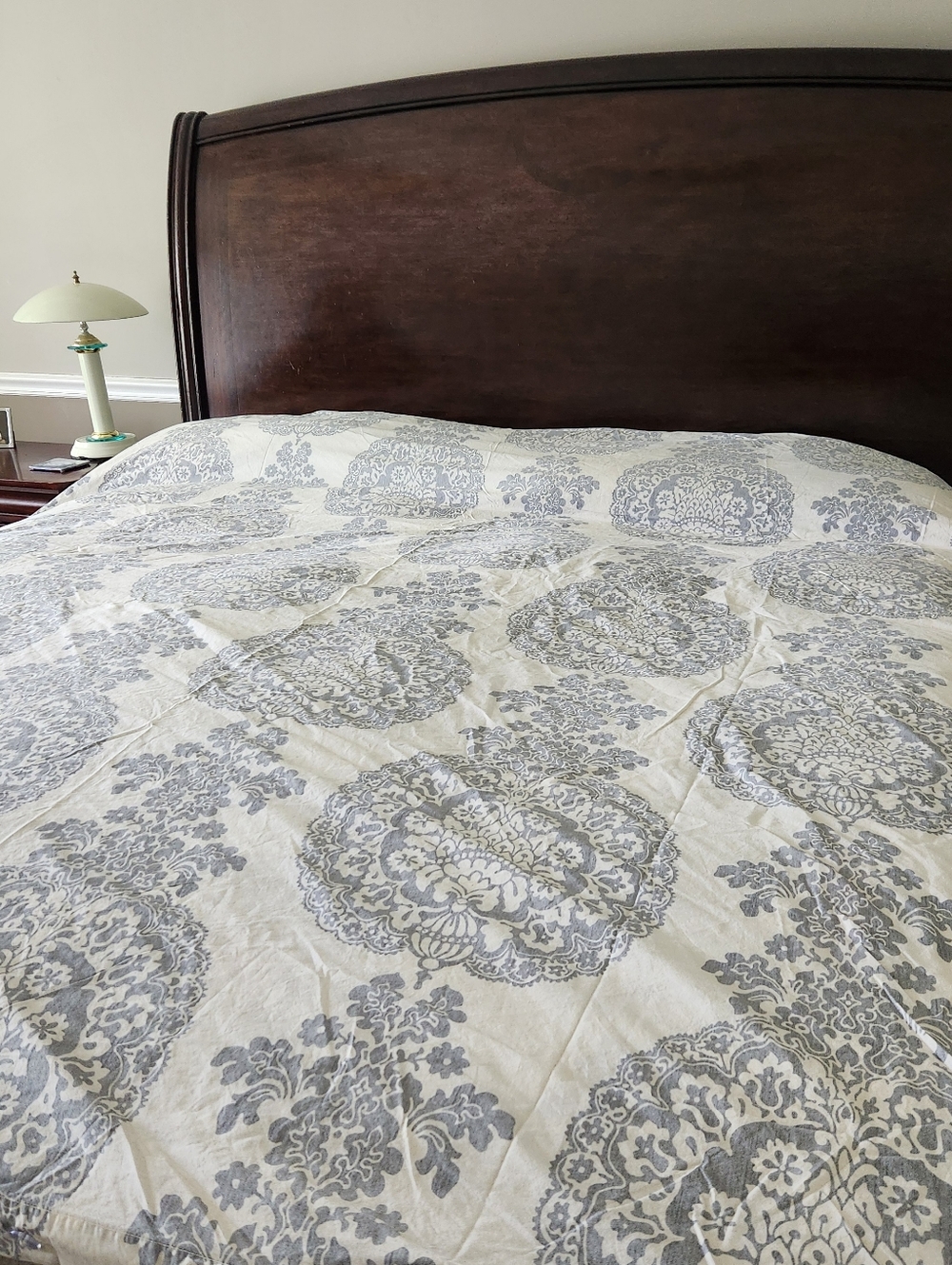 POTTERY BARN Lucianna Medallion Duvet Cover Full Queen Gray Cream Home Bedding